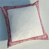 

   08414 «Mosque» cushion cover   
   Red/White
   60cm square

