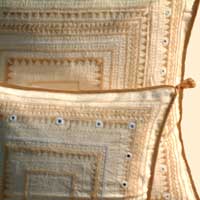 

   08623/08633 Ahmedabad cushion covers   

