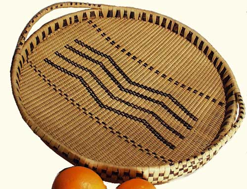 

   01651 Papyrus tray 
 
