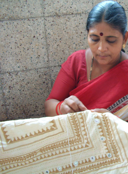 

   Kathiawadi embroiderer of
   Onevillage.com Ahmedabad cushion cover   

   Click to return to first picture
 
